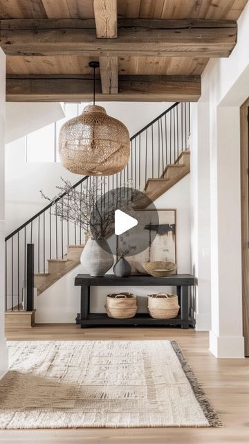 Hillary- Design & Home Decor on Instagram: "a moment for this foyer 😍🔥  our philosophy: every space needs a pop of black. bonus: if it’s reclaimed old wood stained black. bonus bonus: if there’s old wood + a pop of black. bottom line: you need the pop of black contrast.   ai design: @graceoaksdesigns   #modernorganic #modernorganicdesign #organicmoderninteriors #organicmoderndesign #neutralinteriors #rusticmodern #foyerdecor #entrywaydesign #aidesign #midwestdesigner #illinoisdesigner #centralillinois #ildesigner" Mixed Wood Home Decor, Old Modern House Interior Design, Black White Natural Wood Interior Design, Black And Wood Interior, Vegas House, Living Room Design Styles, Neutral Interior Design, Modern House Interior, Wood Interior Design