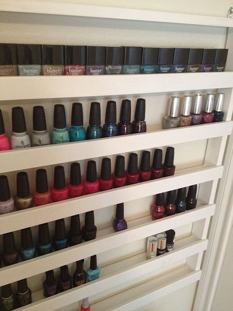 8 Nail Polish Organizer Ideas You’ll Want to Copy Immediately | StyleCaster Teen Closet, Salon Storage, Art Retreat, Diy Organizer, Nail Polish Rack, Shelving Ideas, Nail Polish Organizer, Spa Decor, Wall Rack