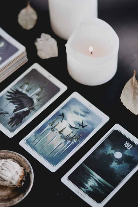 Reading For Beginners, Nikon D5200, Oracle Reading, Tarot Card Meanings, Minor Arcana, Cool Themes, Reading Tarot Cards, Tarot Readers, Psychic Readings