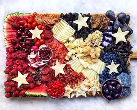 4th of July recipe ideas | Pinterest Charcuterie Tray Ideas, Fourth Of July Charcuterie, 4th Of July Charcuterie Board, July Decorating Ideas, Charcuterie Board Inspiration, 4th July Food, Memorial Day Bbq, Patriotic Recipes, Snack Boards