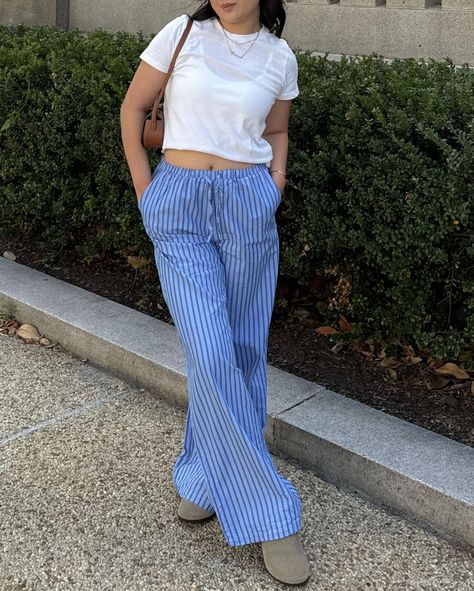 Will be outfit repeating linen pants for my summer outfits until further notice 💙 . . . . . . . . summer fashion. summer outfits. summer outfit ideas. striped pants. striped linen pants. linen pants. minimal style. ootd. birkenstocks. celine bag. celine handbag. poses. pose ideas. just girly things. outfit inspo. fashion inspo. pinterest outfits. pinterest aesthetic. #linenpants #nakdfashion #summerfashion Striped Pants Outfit Aesthetic, Handbag Poses, Striped Linen Pants Outfit, Stripes Aesthetic, Striped Pants Outfit, Stripe Pants Outfit, Pants Outfit Aesthetic, Linen Pants Outfit, Striped Linen Pants