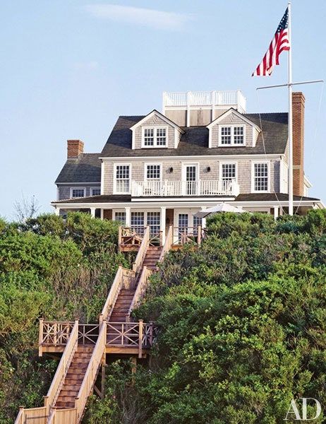 Spectacular Homes on Nantucket and Martha’s Vineyard | Architectural Digest Nantucket Beach House, New England Interior, Shingle Style Architecture, Nantucket Beach, Gros Morne, Americana Design, Shingle Style Homes, New England Homes, Beach Cottage Decor