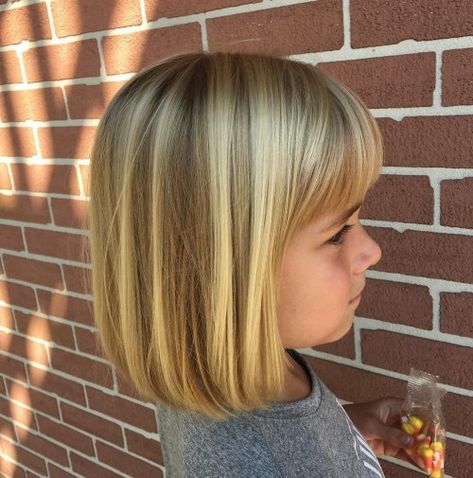 Medium Straight Style with Bangs and Highlights Haircut Styles For Girls, Blond Pony, Kids Bob Haircut, Bob Haircut For Girls, Cute Haircuts, Bob Haircut With Bangs, Haircut Styles, Kids Hair Cuts, Short Hair Styles For Round Faces