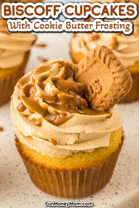 These Biscoff Cupcakes, with a rich cookie butter center and Biscoff buttercream frosting, are the ultimate blend of cookie and cupcake! Girl Scout Cookie Cupcakes, Biscoff Cheesecake Cupcakes, Lotus Biscoff Cupcakes, Recipes Using Biscoff Cookie Butter, Biscoff Cupcakes Recipe, Biscoff Butter Recipes, Biscoff Cookie Butter Recipes, Cookie Butter Desserts, Fair Cupcakes