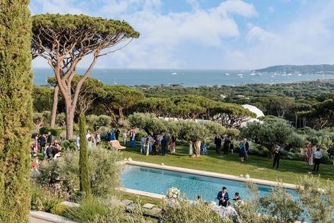 Wedding | Hôtel 5* St Tropez | Château de La Messardière Saint Tropez Wedding, St Tropez Wedding, Chateau Wedding France, Summer Camp Wedding, Wedding Photo Gallery, Chateau Wedding, Camp Wedding, France Wedding, Bespoke Wedding