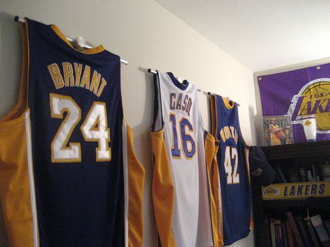 The Ultra Mount Jersey display hanger helps create a sweet Los Angeles Lakers themed room! Jersey Display, Room Display, Themed Room, Boys Room, Kids Rooms, Los Angeles Lakers, Room Themes, Boy's Room, New Room