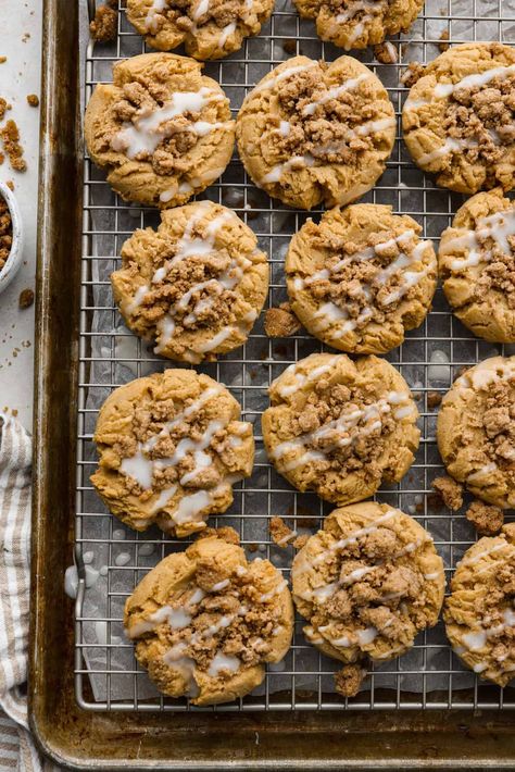 Coffee Cake Cookies Pistachio Pudding Cookies, Coffee Cake Cookies, Drop Cookie, Caramel Apples Homemade, Drop Cookie Recipes, Basic Cookies, Pumpkin Pudding, Cinnamon Streusel, The Recipe Critic