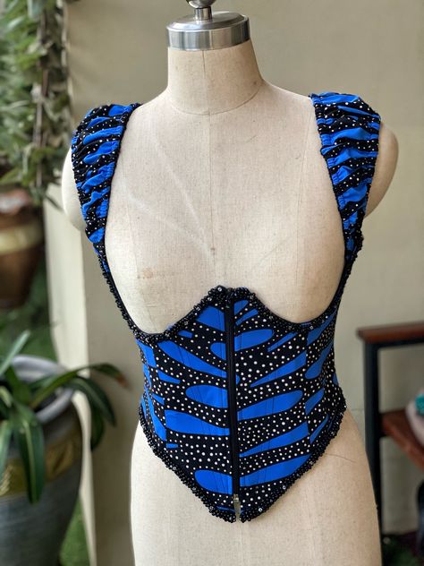 Ankara for real: stylishly crafted blue under bust corset Blue African Print, Under Bust Corset, African Print Dress Designs, African Print Dress, Wearing Clothes, For Real, Corset Top, African Print, Ankara