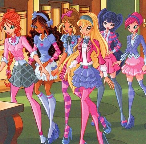 Group Of 6 Cartoon Characters, Winx Club Group Picture, Group Of 4 Cartoon, Winx Club Group, Movie Fashion Inspiration, Anime Characters Birthdays, Cartoons Group, Princess Charm School, Las Winx