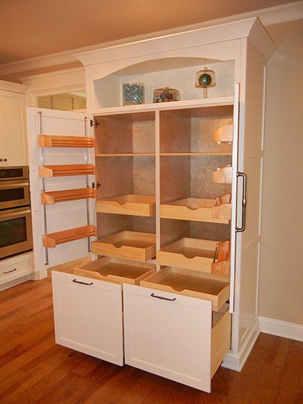 Storage Cabinet Design, San Mig, Pantry Solutions, Diy Kitchen Cupboards, Cabinet Design Ideas, Farmhouse Storage Cabinets, Farmhouse Storage, Kitchen Ideals, House Remodeling