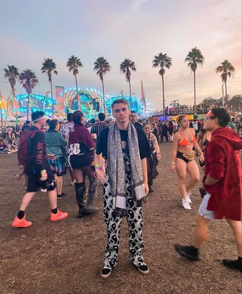 mens style | edc | mens festival outfits Men’s Rave, Men’s Rave Fits Summer, Men’s Edc Outfits, Lost Lands Festival Outfit, Mens Festival Outfits, Mens Rave Outfits, Edc Orlando, Rave Outfits Men, Festival Outfits Men