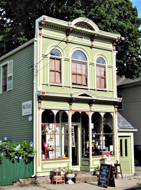 Cute shop Old Time Store Fronts, Craft Store Exterior, European Store Fronts, Cute Store Fronts, Old Store Fronts, Old General Stores, Country Stores, Bakery Store, Novelty Store