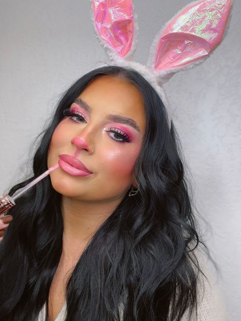 Bunny Make Up Halloween Easy, Bunny Costume Hairstyle, Cute Bunny Halloween Makeup, White Bunny Costume Makeup, Easter Eye Makeup Ideas, Easter Make Up Look, Dead Bunny Makeup, Bunny Face Paint For Women, Pink Bunny Makeup Halloween