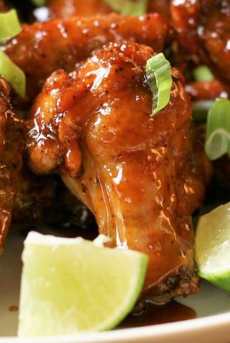 These crispy air fryer honey garlic chicken wings are a flavor explosion in your mouth–the perfect combination of crispy, juicy chicken wings and a sticky-sweet honey garlic sauce, with just the right amount of heat from cayenne pepper. Honey Garlic Wings Recipe, Air Fryer Honey Garlic Chicken, Juicy Chicken Wings, Garlic Chicken Wings Recipe, Honey Garlic Wings, Honey Garlic Chicken Wings, Garlic Chicken Wings, Lunch Prep, Creamy Pasta Dishes