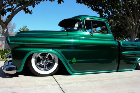 Green Truck by brookeguerrero13 on DeviantArt Cool Car Paint Jobs, Car Paint Colors, Chevy Stepside, Car Paint Jobs, Kustom Paint, Donk Cars, Custom Cars Paint, Custom Chevy Trucks, Car Memes