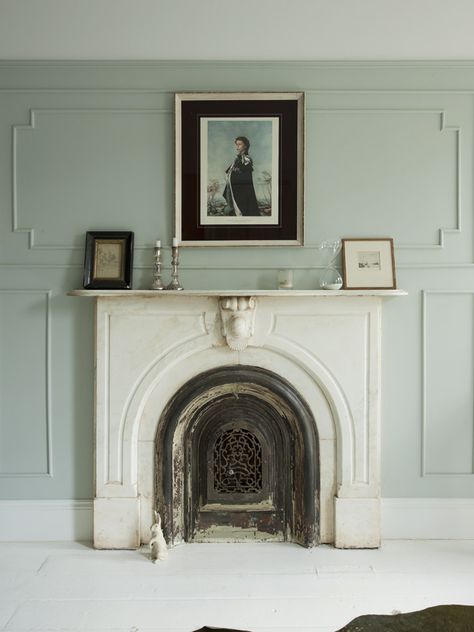 The Queen Is In The Room  #royalty Mint Green Fireplace, Queen Anne Interior, Green Fireplace, Classic Living Room Decor, Wall Colours, Interior Colors, Paint Color Inspiration, Vintage Interior Design, Neo Victorian