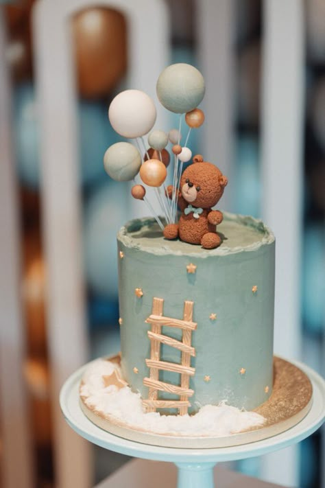 Baby Shower Cakes Neutral, Bear Baby Shower Cake, Gender Neutral Baby Shower Themes, Teddy Cakes, Baby Shower Cake Designs, Teddy Bear Cake, Baby Shower Sweets, Bear Baby Shower Theme, Pastel Baby Shower