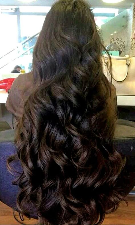 Very nice..long, thick and curled..#hair goals♡ Long Brown Curls, Really Long Brown Hair, Long Strong Hair, Long Shiny Hair, Curled Hair, Really Long Hair, Super Long Hair, Very Long Hair, Beautiful Long Hair