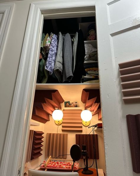 Closet Turned Into Office, Tiny Closet Office, Closet Into Office, Tiny Home Office, Closet Redo, Nashville Art, Nyc Closet, Closet Office, Apartment Projects