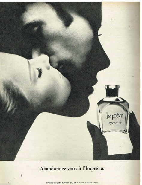 Perfume Ad Campaigns, Vintage Perfume Poster, Perfume Campaign Photography, Perfume Ads Creative, Vintage Perfume Ads, Perfume Campaign, Perfume Advertisement, Perfume Commercial, Perfume Advertising