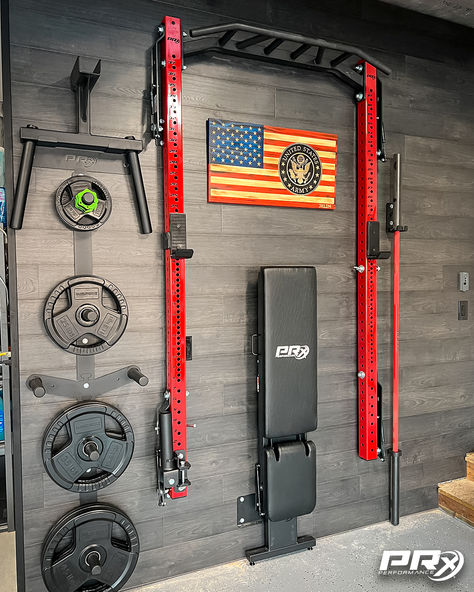 Third Car Garage Gym, Garage Boxing Gym, Garage Gym Diy, Folding Squat Rack, Home Gyms Ideas Garage, Garage Gym Design, Outdoor Home Gym, Home Made Gym, Home Gym Garage