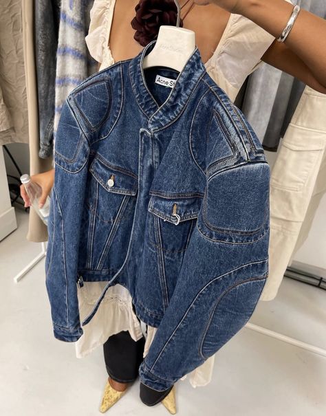 Outlander Magazine on Twitter: "Denim Jacket by Acne Studios!🖤 https://t.co/F8NuSW2tPK" / Twitter Mode Aesthetic, Jean Jacket Design, Denim Biker Jacket, Biker Denim, Denim Projects, Concept Clothing, Fashion Y2k, Mens Fashion Jeans, Aesthetic Vibes