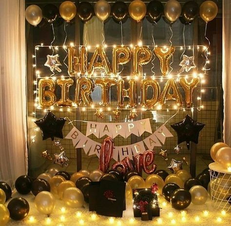 Birthday Decorations Ideas, Golden Happy Birthday, Birthday Party Decorations For Adults, Birthday Decorations At Home, Birthday Cake For Husband, Simple Birthday Party, Birthday Room Decorations, 50th Birthday Decorations, Simple Birthday Decorations