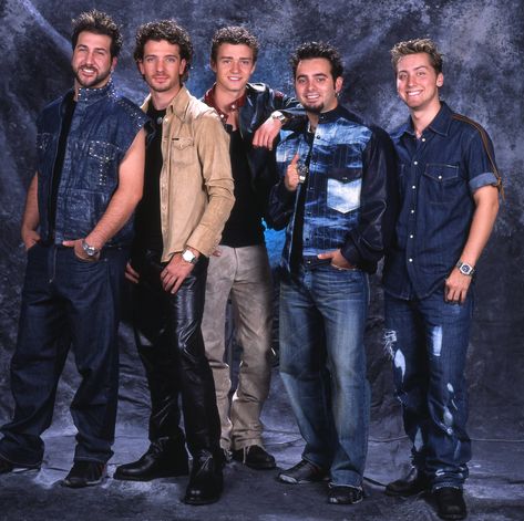 Will *NSYNC Perform With Justin Timberlake at the Super Bowl? Let’s Investigate Nsync Girlfriend, 90s Boy Bands, Joey Fatone, People Screaming, Boy Band, Backstreet Boys, Justin Timberlake, Music Fans, Celebrities Male