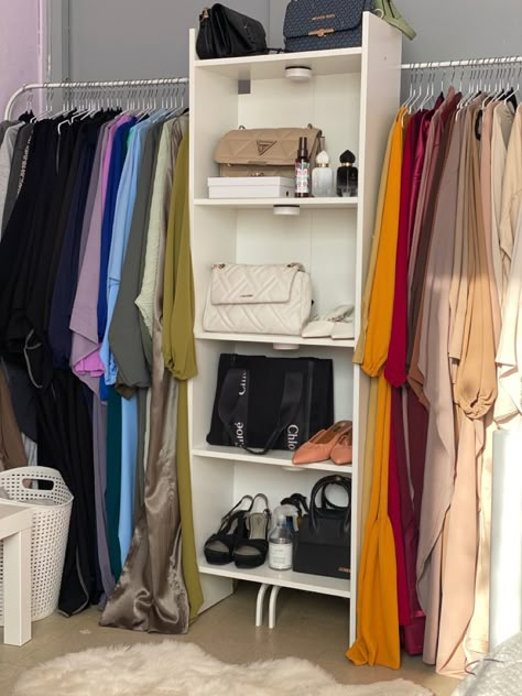 Abaya Closet Design, Abaya Wardrobe Aesthetic, Abaya Closet, Hijabi Closet, Hijab Closet, Abaya Shop, Hijabi Mode, Muslim Prayer Room Ideas, Islamic Modest Fashion