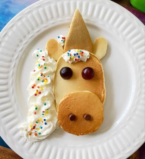 Fun Pancakes For Kids, Cute Pancakes, Cute Breakfast Ideas, Kids Pancakes, Kids Lunch Box Meals, Halloween Breakfast, Internet Fame, Pancake Art, Fun Breakfast