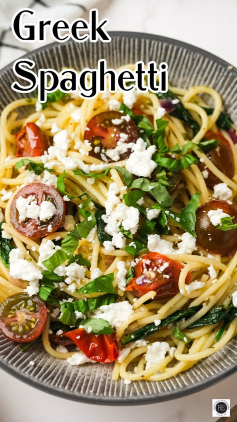 Mediterranean Spaghetti Salad, Greek Chicken Spaghetti, Greek Spaghetti Salad, Greek Pasta Sauce, Greek Diet Recipes, Greek Pasta Recipes, Greek Spaghetti Recipe, Greek Pasta Dinner, Greek Noodles