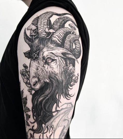 Black Goat Tattoo, Tattoo Texture, Satanic Tattoo Design, Forever Drawing, Tattoo Goat, Shen Long Tattoo, Goat Tattoo, Goat Paintings, Satanic Tattoos