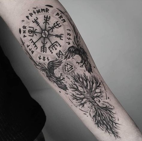 Tattoo Ideas For Female, Vegvisir Tattoo, Viking Tattoos For Men, Viking Tattoo Symbol, Viking Tattoo Sleeve, Tattoos Henna, Tattoo Artist Tattoo, Catrina Tattoo, Vikings Tattoo