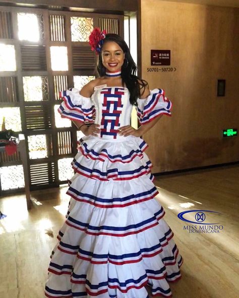 Dominican Republic Traditional Clothing, Dominican Culture Clothing, Dominican Traditional Dress, Dominican Party, Dominican Outfits, Traditional Spanish Dress, Dominican Fashion, Dominican Republic Women, Dominican Culture