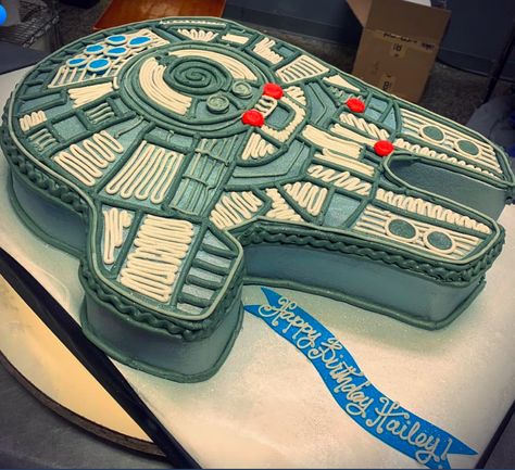 Millennium Falcon Cake, Perfect Sugar Cookies, Star Wars Cake, Millennium Falcon, Cookie Cake, 8th Birthday, Easy Cake, Fun Ideas, Cake Ideas