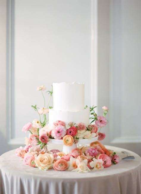 Small Wedding Cakes With Flowers, Castlemartyr Wedding, Wedding Afterparty, Garden Wedding Cake, Spring Wedding Cake, 3 Tier Wedding Cakes, Floral Wedding Cake, Floral Wedding Cakes, Wedding Cake Table