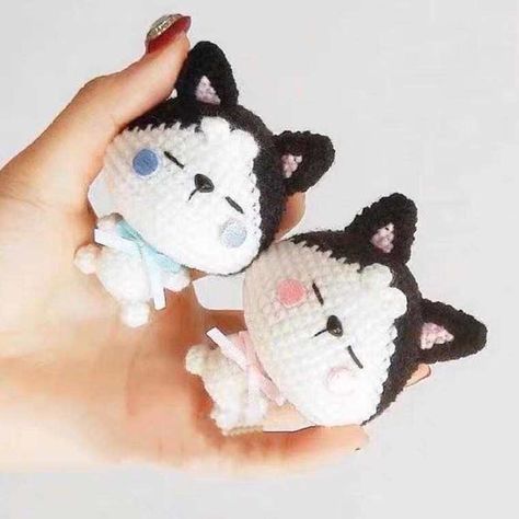 Husky Crochet Pattern Free, Dog Crochet Patterns Free, Crochet Family, Stitch Head, Amigurumi Dog, Cute Husky, Crochet Keychain Pattern, Pola Amigurumi, Crochet Animals Free Patterns