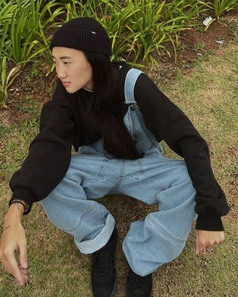 Boyish Outfits, Shoes Too Big, Streetwear Fashion Women, Outfit Goals, Unisex Fashion, Streetwear Fashion, Stylish Outfits, Casual Fashion, Fashion Inspo