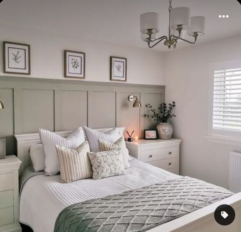 Bedroom Decor With Paneling, Master Bedrooms Decor Panelling, Main Bedroom Neutral Colours, Taupe Bedroom Panelling, Simple Panelling Bedroom, Modern Panelling Bedroom, Bedroom Uk Ideas, Bedroom Ideas Panel Walls, Bedroom Ideas With Panelling