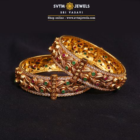 This 22k yellow gold bangles studded with Cubic Zircone,Ruby Stones a beautiful piece of art to dress up your lovely hands. Ruby Bangles Gold, Jewlary Pic, Gold Antique Bangles, Jeep Bed, Plain Bangles, Plain Gold Bangles, Gold Kada, Traditional Bangles, Antique Bangles