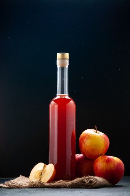 Vinegar Diet, Apple Wine, Salad Diet, Fruit Diet, Sour Foods, Food Art Photography, Apple Cider Vinegar Drink, Apple Vinegar, Fresh Drinks