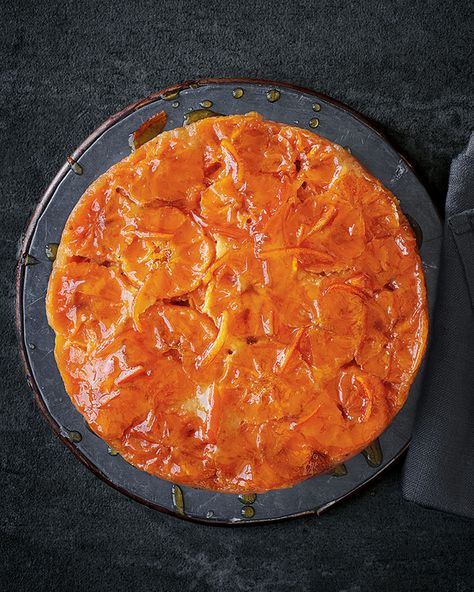 You can do more with marmalade than simply spread it on toast. We've used it to add an extra hit of orange flavour and sweetness to this upside-down cake. Spanish Menu, Family Vegetarian Meals, Orange Cakes, Caramelised Banana, Marmalade Cake, Banana And Chocolate, Marmalade Recipe, Dairy Free Cake, Delicious Magazine