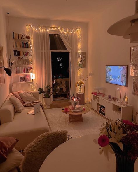 Pink Girly Living Room Ideas, Room Ideas Aesthetic Cozy Pink, Pink Lounge Room Aesthetic, Home Decor Ideas Living Room Aesthetic, Cute Apartment Aesthetic Pink, Studio Apartment Pink Decor, University Living Room Ideas, White Living Room Pink Accents, Studio Apartment Ideas On A Budget