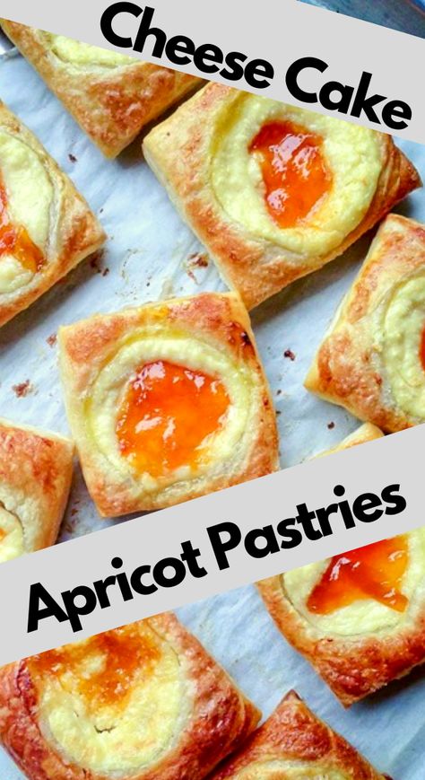 Puff Pastry Apricot Jam, Apricot Pastry Recipe, Apricot Danish Pastries, Apricot Puff Pastry, Apricot Puff Pastry Recipes, Apricot Jam Desserts, Desert Pastries, Cheesecake Puff Pastry, Puff Pastry With Jam