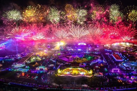 Edc Wallpaper, Best Christmas Vacations, Las Vegas 2023, Festival Planning, Vegas 2023, Edc Las Vegas, Electric Daisy, Electric Daisy Carnival, Electronic Dance Music