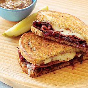 Grilled pastrami, swiss and sweet onion marmalade on rye Pastrami Sandwich, Sunset Magazine, Grilled Cheese Recipes, Brunch Buffet, Simple Sandwiches, Grilled Sandwich, Burgers Sandwiches, Soup And Sandwich, Sweet Onion