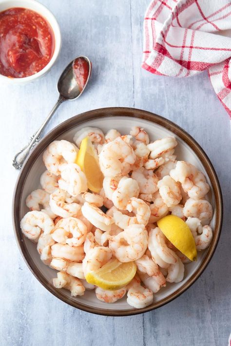 Steamed Seafood, Southern Cornbread Recipe, Italian Cream Cake Recipe, Scallop Dishes, Steamed Shrimp, Shell Fish, Southern Cornbread, Healthy Shrimp, Shellfish Recipes