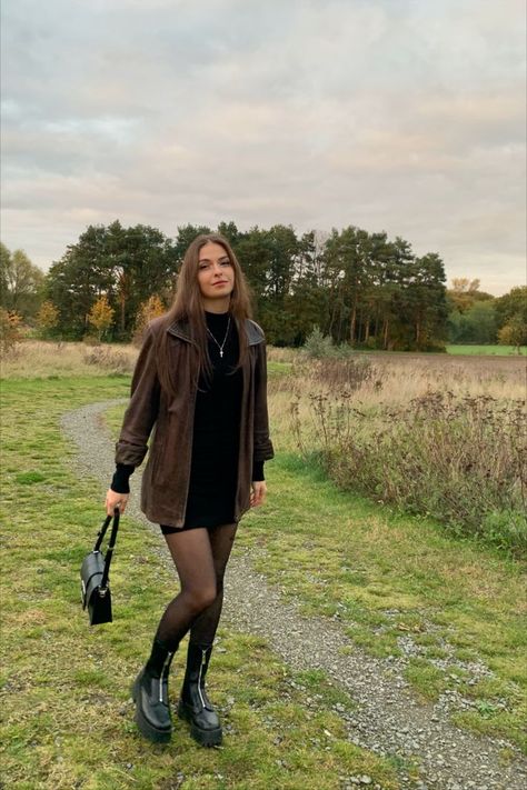 Oversized Brown Leather Jacket, Fall Outfit, Black Mini Dress, Chunky Boots, Black and Brown Outfit, Style Inspiration, Autumn Outfit, Fall/Winter Style, Oversized, Brown Outfit, Estilo Indie, Paris Mode, Black Dress Outfits, Neue Outfits, Leather Jacket Outfits, Fall Inspo, Fall Fits, Outfit Inspo Fall, Winter Fits