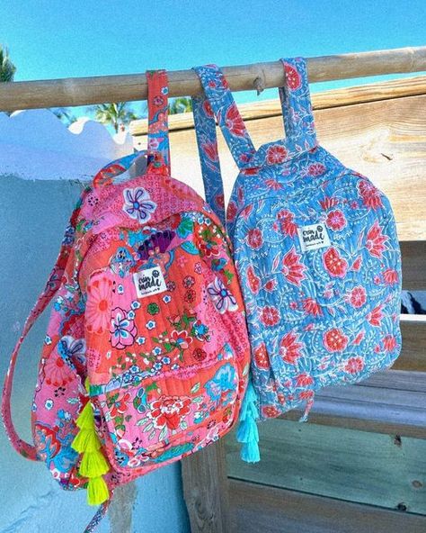 Cute Backpacks For School 7th Grade, Erin Made, Quilted Backpack, Cute Backpacks, Pretty Bags, Clutch Bags, Cute Bags, Cute Fits, Mode Inspiration