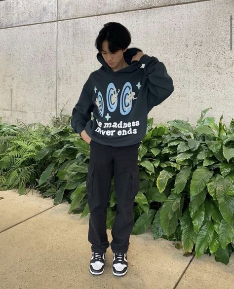 Broken Planet Market, Broken Planet Outfit, Broken Planet Hoodie, Broken Planet, Planet Clothing, Trendy Boy Outfits, Boy Fits, Mens Outfit Inspiration, Christmas Fashion